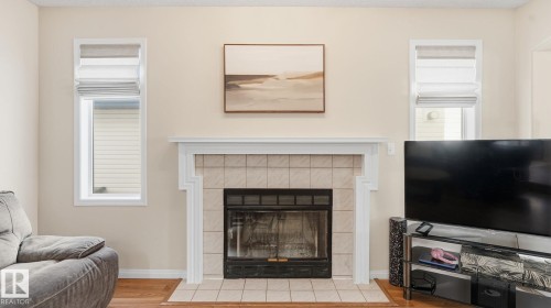 8 Lindsay Crescent, Spruce Grove, AB - Indoor Photo Showing Living Room With Fireplace
