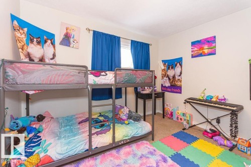 11830 54 Street, Edmonton, AB - Indoor Photo Showing Bedroom