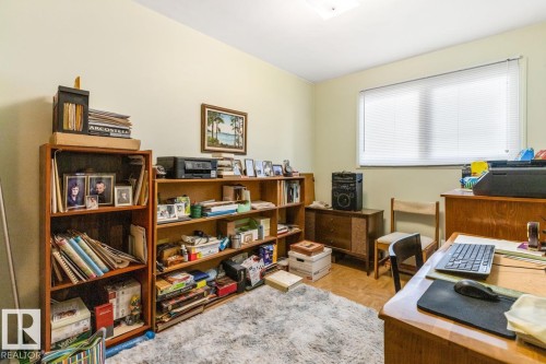 7319 86 Avenue, Edmonton, AB - Indoor Photo Showing Office