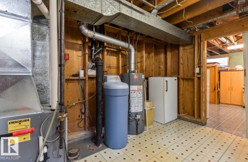 7319 86 Avenue, Edmonton, AB - Indoor Photo Showing Basement