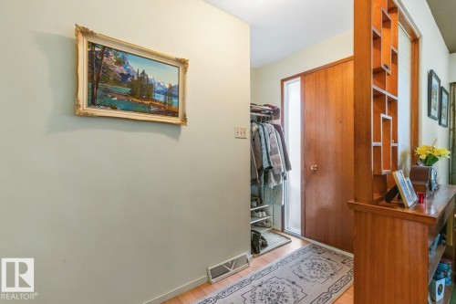7319 86 Avenue, Edmonton, AB - Indoor Photo Showing Other Room