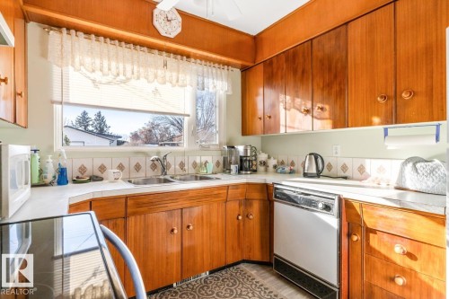7319 86 Avenue, Edmonton, AB - Indoor Photo Showing Kitchen With Double Sink
