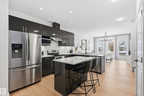 10736 149 Street, Edmonton, AB - Indoor Photo Showing Kitchen With Stainless Steel Kitchen With Upgraded Kitchen
