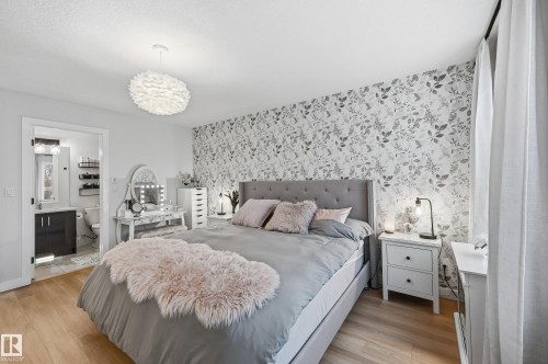 10736 149 Street, Edmonton, AB - Indoor Photo Showing Bedroom
