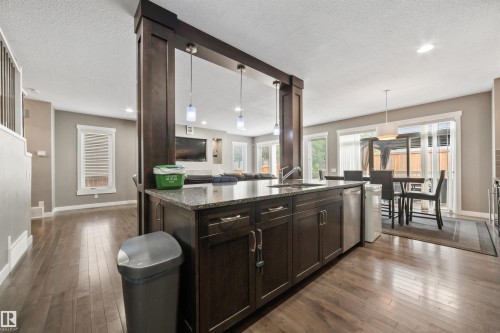 20641 97A Avenue, Edmonton, AB - Indoor Photo Showing Kitchen With Upgraded Kitchen