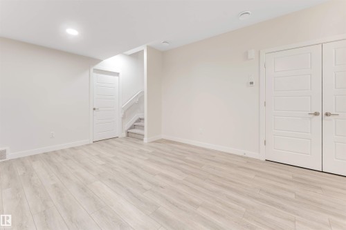 560 Glenridding Ravine Drive Sw, Edmonton, AB - Indoor Photo Showing Other Room