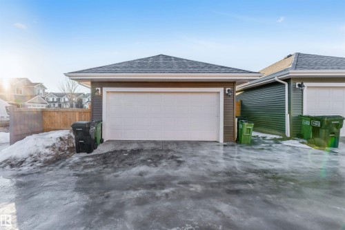 560 Glenridding Ravine Drive Sw, Edmonton, AB - Outdoor