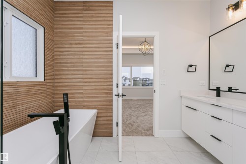 162 Edgewater Circle, Leduc, AB - Indoor Photo Showing Bathroom