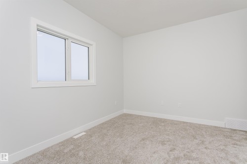 162 Edgewater Circle, Leduc, AB - Indoor Photo Showing Other Room