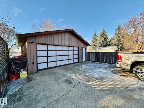 7515 10 Avenue, Edmonton, AB 