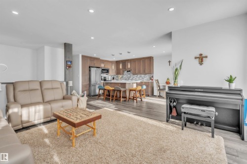 4414 50 Avenue, Cold Lake, AB - Indoor Photo Showing Living Room