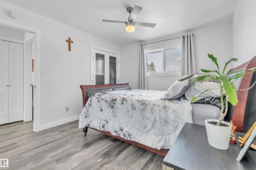 4414 50 Avenue, Cold Lake, AB - Indoor Photo Showing Bedroom