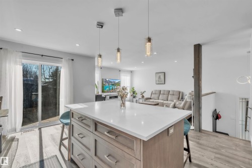 4414 50 Avenue, Cold Lake, AB - Indoor Photo Showing Kitchen