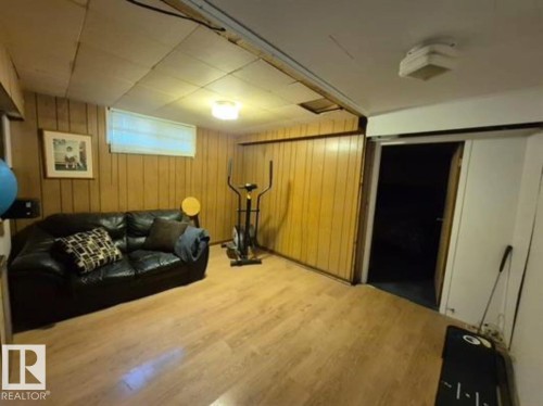 7920 Argyll Road, Edmonton, AB - Indoor