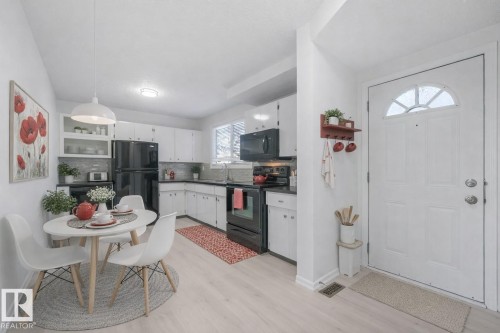 2625 135 Avenue, Edmonton, AB - Indoor Photo Showing Other Room