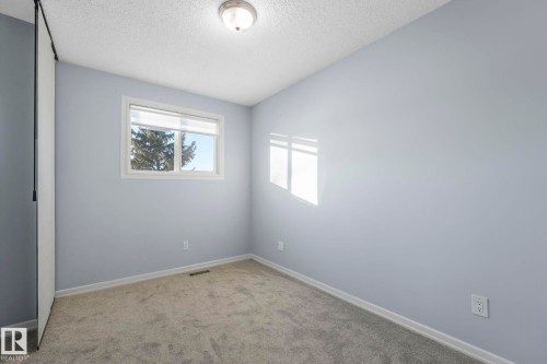2625 135 Avenue, Edmonton, AB - Indoor Photo Showing Other Room