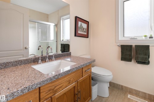 Full bathroom featuring a shower stall and vanity - 519 Buchanan Road, Edmonton, AB - Indoor Photo Showing Bathroom