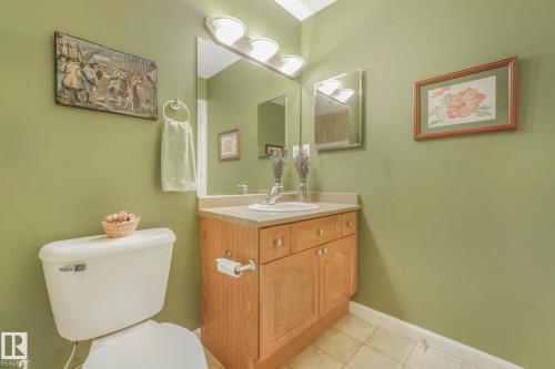 415 530 Hooke Road, Edmonton, AB - Indoor Photo Showing Bathroom
