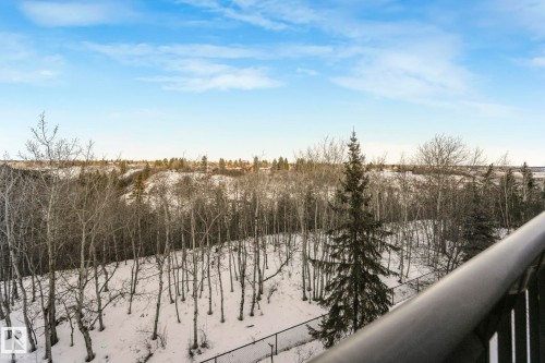 View of yard - 415 530 Hooke Road, Edmonton, AB - Outdoor With Balcony With View