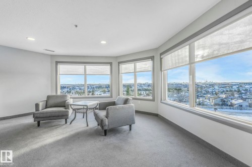 Living area with recessed lighting - 415 530 Hooke Road, Edmonton, AB - Indoor