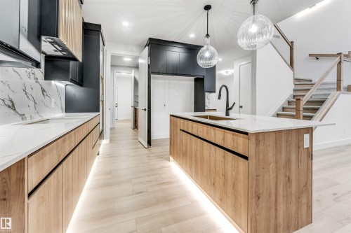 6310 20 Street, Rural Leduc County, AB - Indoor Photo Showing Kitchen