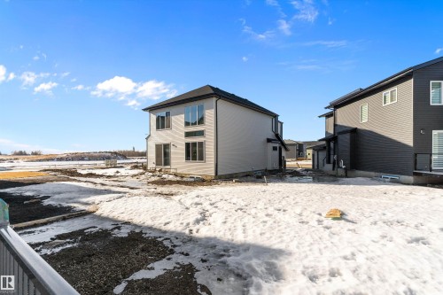 8916 Mayday Way, Edmonton, AB - Outdoor