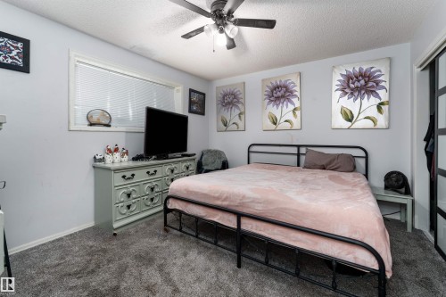 514 River Point(E), Edmonton, AB - Indoor Photo Showing Bedroom