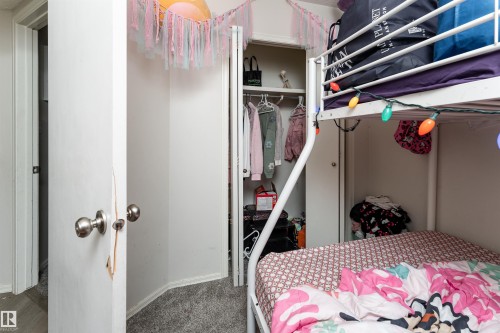 514 River Point(E), Edmonton, AB - Indoor Photo Showing Bedroom