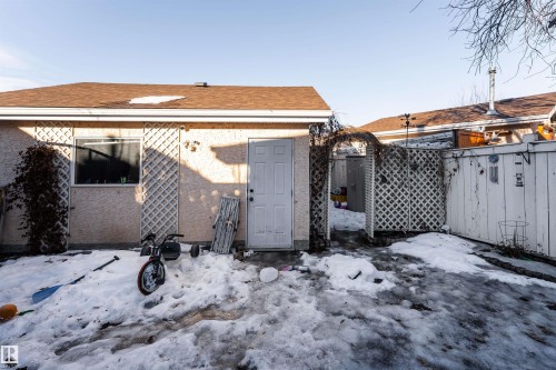 514 River Point(E), Edmonton, AB - Outdoor