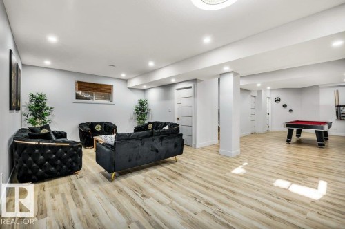 3235 16 Avenue, Edmonton, AB - Indoor