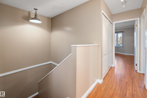 17423 92 Avenue, Edmonton, AB - Indoor Photo Showing Other Room