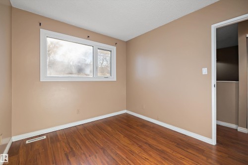 17423 92 Avenue, Edmonton, AB - Indoor Photo Showing Other Room