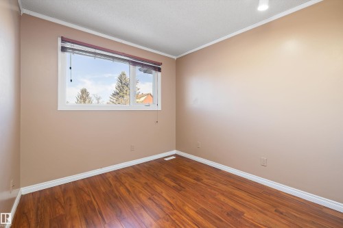 17423 92 Avenue, Edmonton, AB - Indoor Photo Showing Other Room