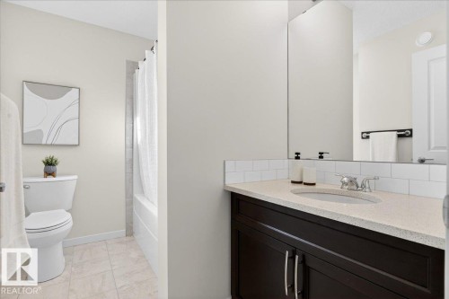 5404 22 Avenue, Edmonton, AB - Indoor Photo Showing Bathroom