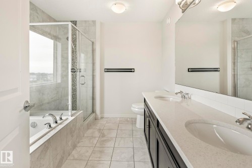 5404 22 Avenue, Edmonton, AB - Indoor Photo Showing Bathroom