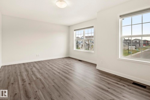 5404 22 Avenue, Edmonton, AB - Indoor Photo Showing Other Room
