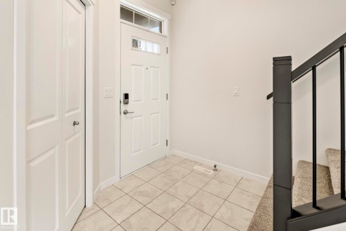 5404 22 Avenue, Edmonton, AB - Indoor Photo Showing Other Room