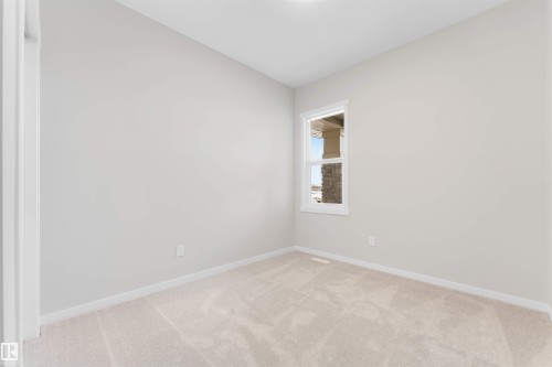 17839 7 St, Edmonton, AB - Indoor Photo Showing Other Room