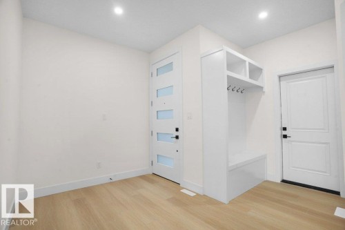 8447 Mayday Link, Edmonton, AB - Indoor Photo Showing Other Room