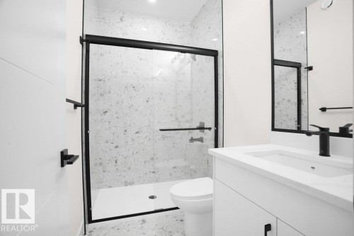 8447 Mayday Link, Edmonton, AB - Indoor Photo Showing Bathroom