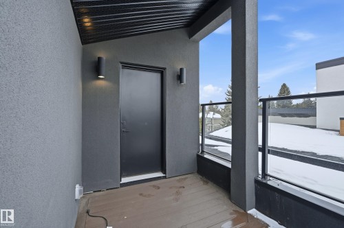 44B Valleyview Crescent, Edmonton, AB 