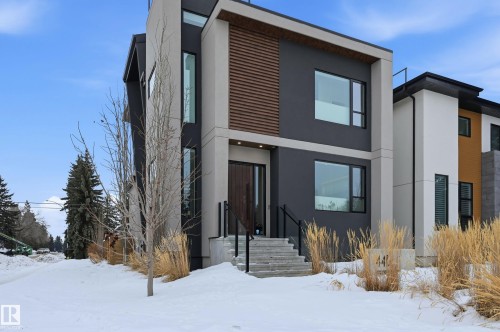 44B Valleyview Crescent, Edmonton, AB 