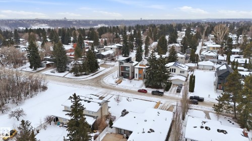 44B Valleyview Crescent, Edmonton, AB 