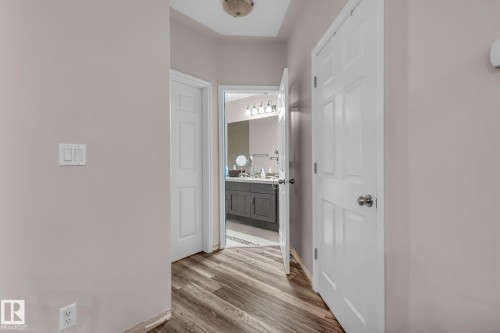 10046 110 Street, Edmonton, AB - Indoor Photo Showing Other Room