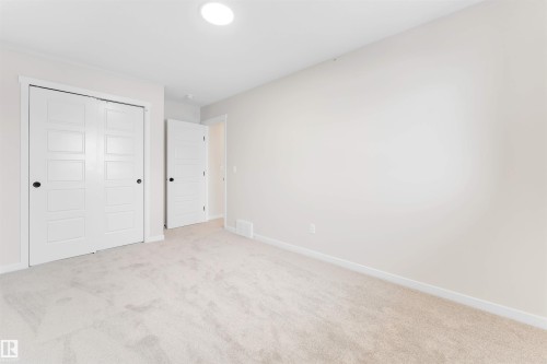 17811 7 St, Edmonton, AB - Indoor Photo Showing Other Room