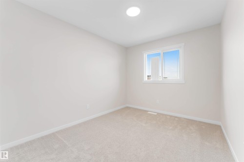 17811 7 St, Edmonton, AB - Indoor Photo Showing Other Room