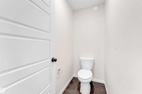 17811 7 St, Edmonton, AB - Indoor Photo Showing Bathroom