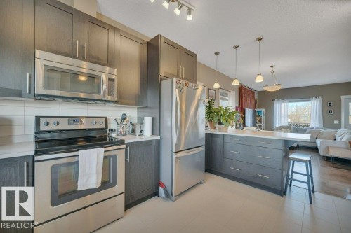 5 150 Everitt Dr, St. Albert, AB - Indoor Photo Showing Kitchen With Upgraded Kitchen