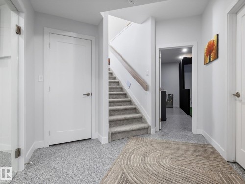 1562 Howes Place, Edmonton, AB 