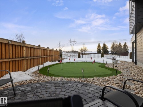 1562 Howes Place, Edmonton, AB 